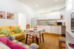 salon-cocina-sofa